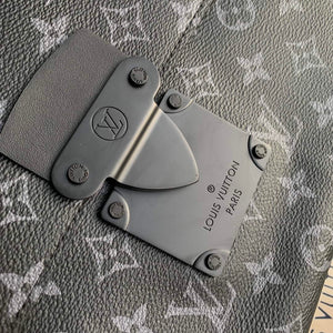 LV M82598 Louis Vuitton Pochette S-Lock Black - Default Title - View 4