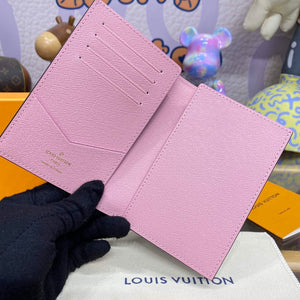 LV M82621 Louis Vuitton Passport Cover Pink - Default Title - View 7