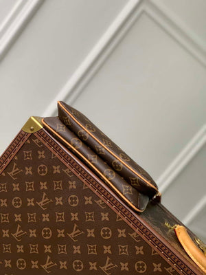 LV M83008 Louis Vuitton Liv Pochette Bag Monogram - Default Title - View 4