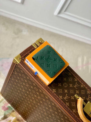 LV M83055 Louis Vuitton Multiple Wallet Forest Green - Default Title - View 1