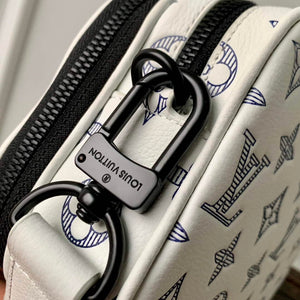 LV M83383 Louis Vuitton Alpha Wearable Wallet White/Navy - Default Title - View 7