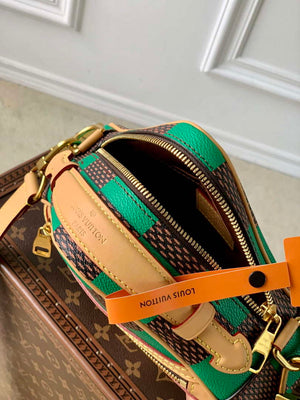 LV N40563 Louis Vuitton Chess Messenger Bag Green - Default Title - View 9