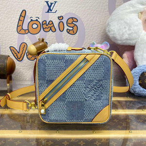 LV N40706 Louis Vuitton Chess Messenger Bag Blue - Default Title - View 1
