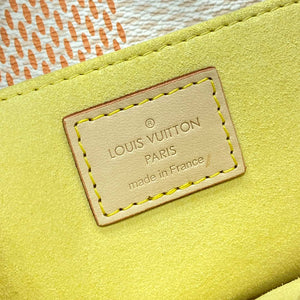 LV N40749 Louis Vuitton Pochette M¨¦tis East West Bag Peach - Default Title - View 8