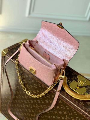 LV N85902 Louis Vuitton Pochette M¨¦tis East West Bag Ostrich leather Pink Glaze - Default Title - View 9