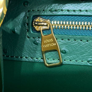 LV N93075 Louis Vuitton Capucines MM Handbag Mint Green - Default Title - View 8