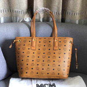 MCM MWPCSVI01CO001 Medium Reversible Liz Shopper in Visetos - Default Title - View 4
