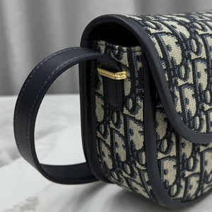 Medium Dior Médaillon Flap Bag M3920QDWP_M900 Blue Dior Oblique Jacquard - Default Title - View 3