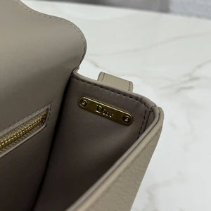 Medium Dior Médaillon Flap Bag M3920QDWP_M900 Elephant Gray Grained Calfskin - Default Title - View 7