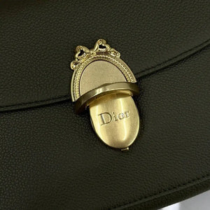 Medium Dior Médaillon Flap Bag M3920QDWP_M900 Olive Green Grained Calfskin - Default Title - View 4