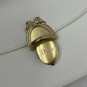 Medium Dior Médaillon Flap Bag M3920QDWP_M900 White Grained Calfskin - Default Title - View 4