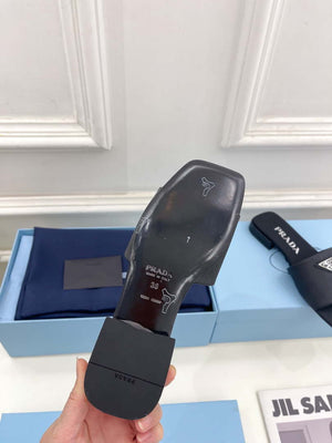 Prada Embossed leather slides leather P91263 - 34 - View 10
