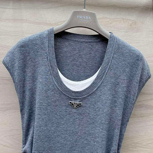 Prada Women's T-shirt Fashion Clothing P89211 - S - View 2