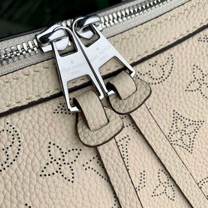 LV M24114 Louis Vuitton Hand It All PM Bag Mahina Cr¨¨me Beige - Default Title - View 6