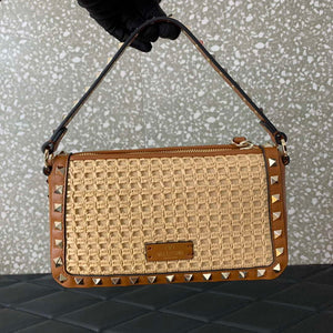 Valentino 03111 Garavani Rockstud Shoulder Bag Raffia - Default Title - View 2