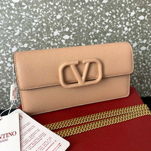 Valentino 5W2P0S93RQR_GF9 Vlogo Signature Grainy Calfskin Wallet With Chain 061 - Apricot Pink - View 6