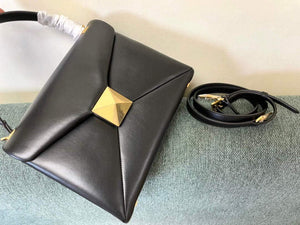 Valentino WB0K58ILK Medium One Stud Grainy Calfskin Handbag Black - Default Title - View 3