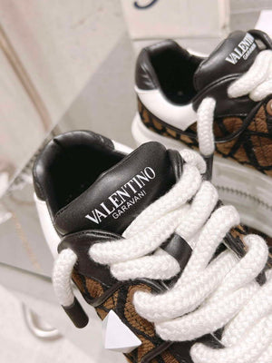 Valentino Women's Men's one Stud XL Trainer in Nappa Leather V54901 - US 4=Euro 35 - View 9