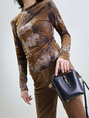 YSL 749036 LE 37 small in alligator Black snake print - Default Title - View 4