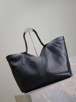 YSL 817602AAEB31000 Y Tote in leather Calfskin Black - Default Title - View 2