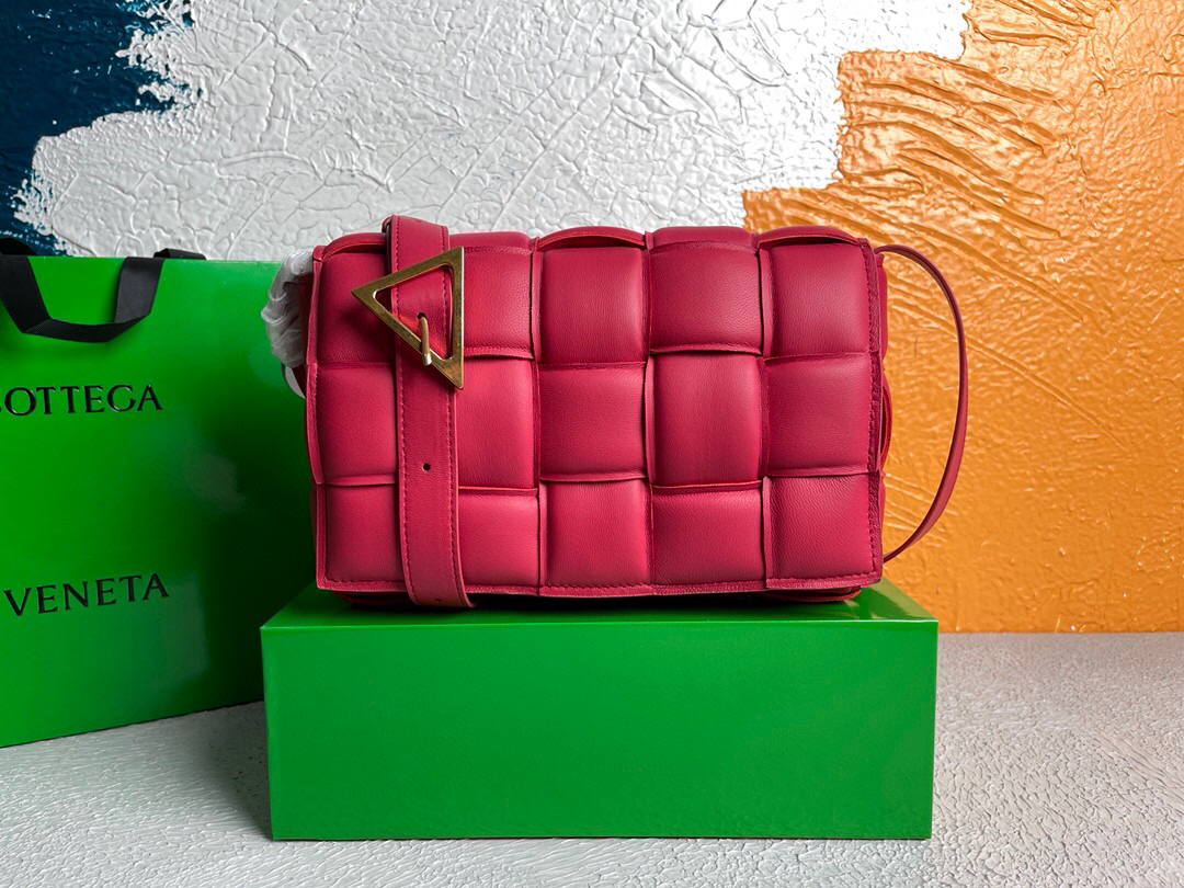 Bottega Veneta BV 20206 Padded Cassette 591970 Red - Default Title - View 1