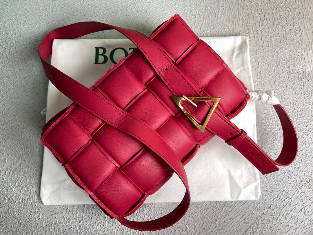 Bottega Veneta BV 20206 Padded Cassette 591970 Red - Default Title - View 4
