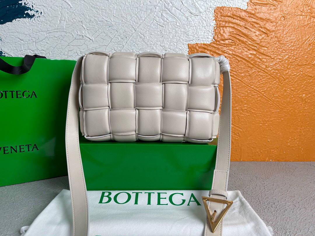 Bottega Veneta BV 20206 Padded Cassette 591970 Beige Gold - Default Title - View 3