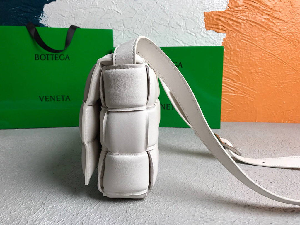 Bottega Veneta BV 591970 Padded Cassette 20206 White Silver