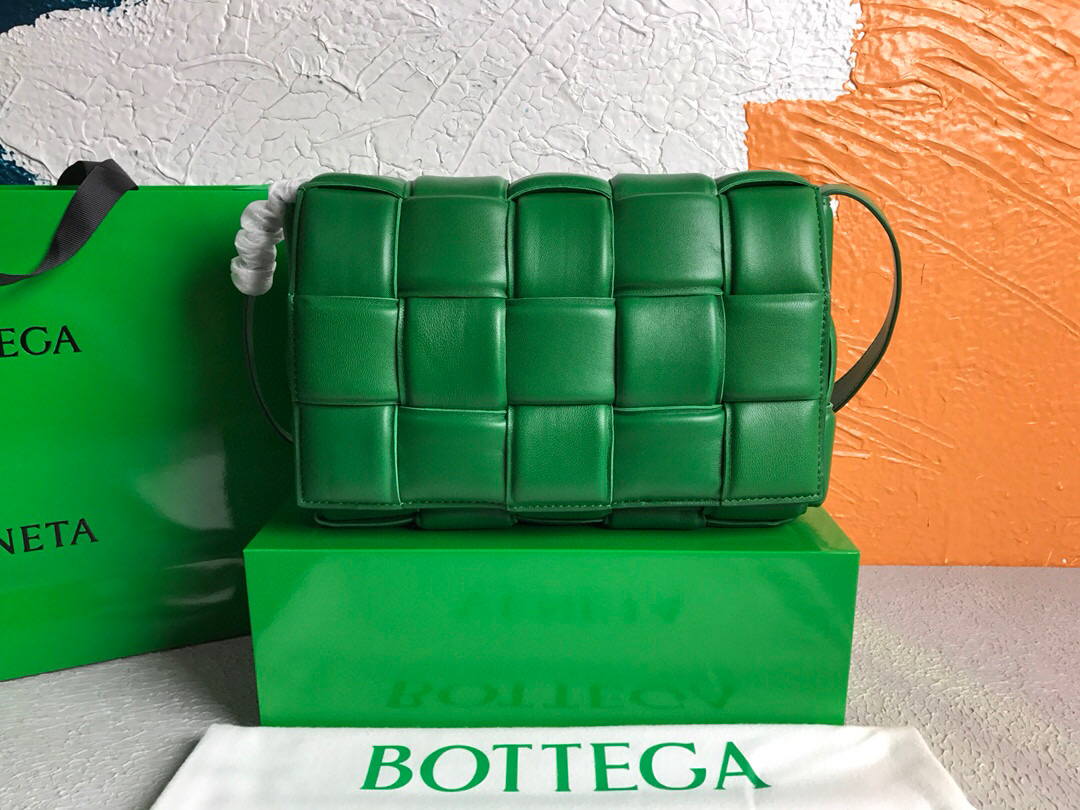 Bottega Veneta BV 591970 Padded Cassette 20206 Green - Default Title - View 2