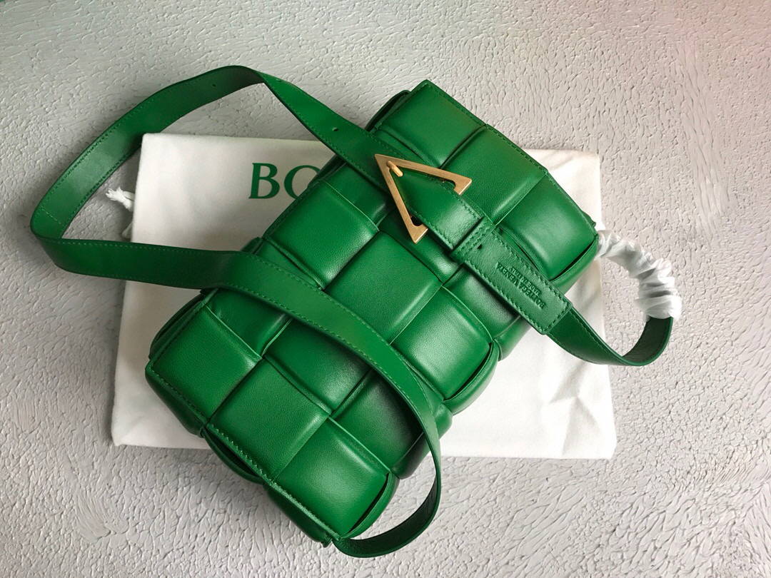 Bottega Veneta BV 591970 Padded Cassette 20206 Green