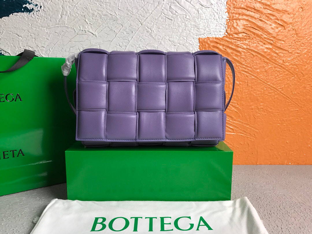 Bottega Veneta BV 591970 Padded Cassette 20206 Light Purple Silver