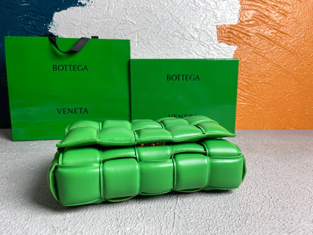 Bottega Veneta BV 20206 Padded Cassette 591970 Light Green Gold