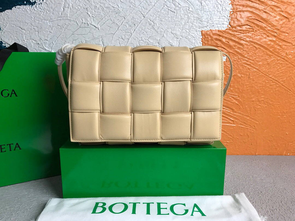 Bottega Veneta BV 20206 Padded Cassette 591970 Porridge
