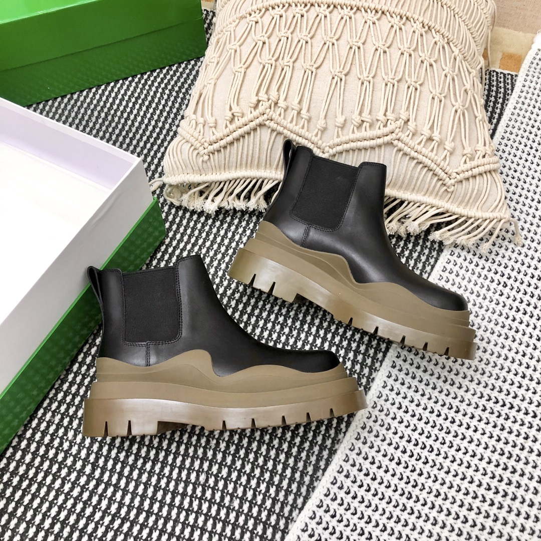 Bottega Veneta Women Shoes 630300VBS501024 Tire Ankle Chelsea Boot 166982