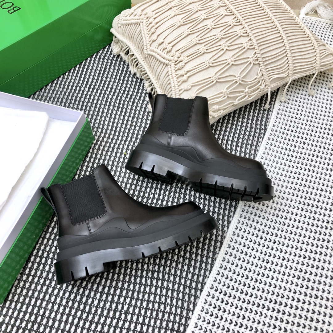 Bottega Veneta Women Shoes 630300VBS501024 Tire Ankle Chelsea Boot 166988