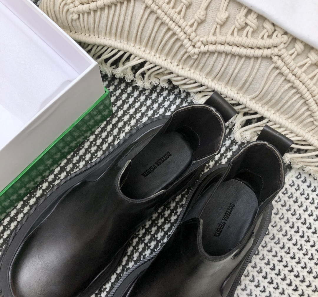 Bottega Veneta Women Shoes 630300VBS501024 Tire Ankle Chelsea Boot 166988