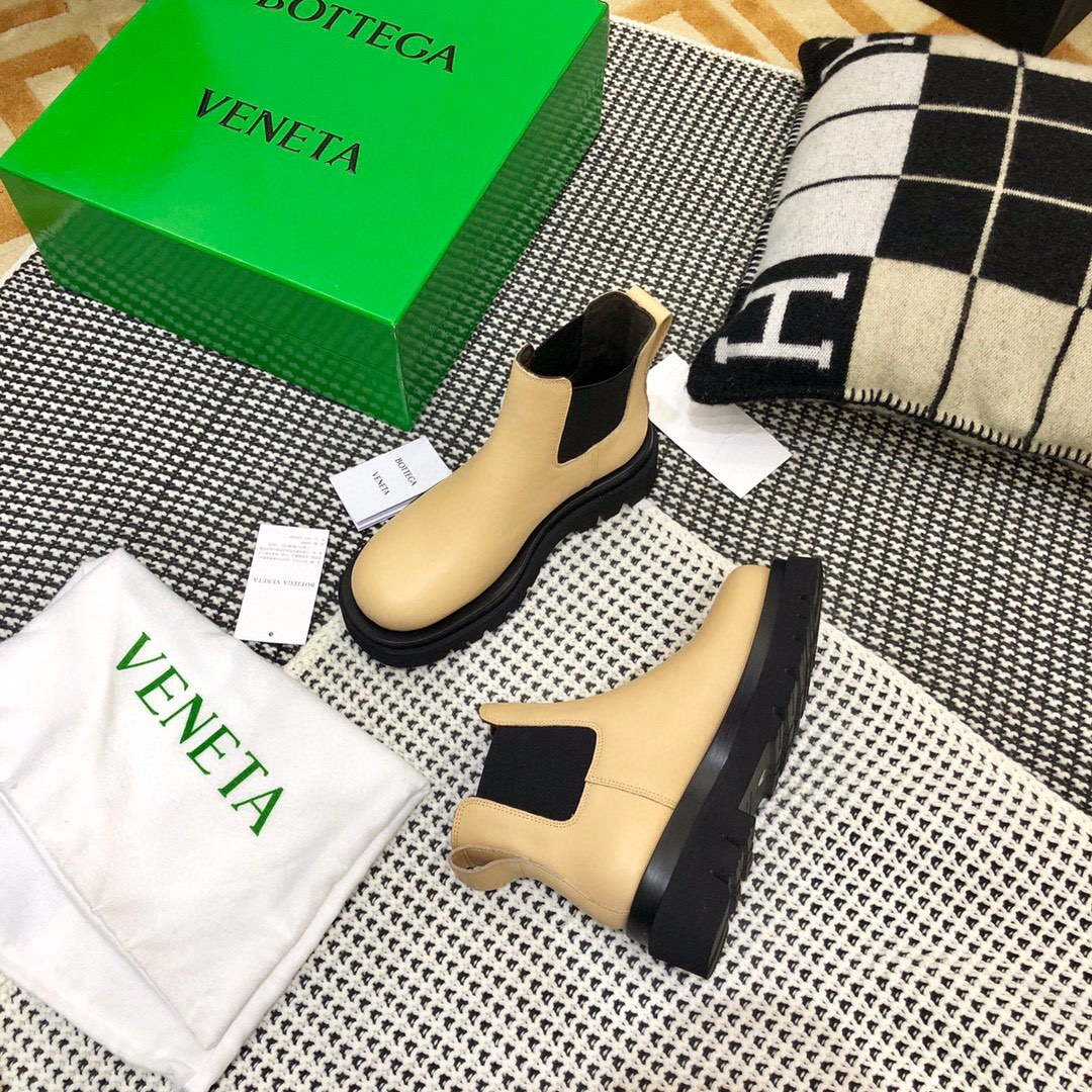 Bottega Veneta Women Shoes Lug Boot Beige Color 166980