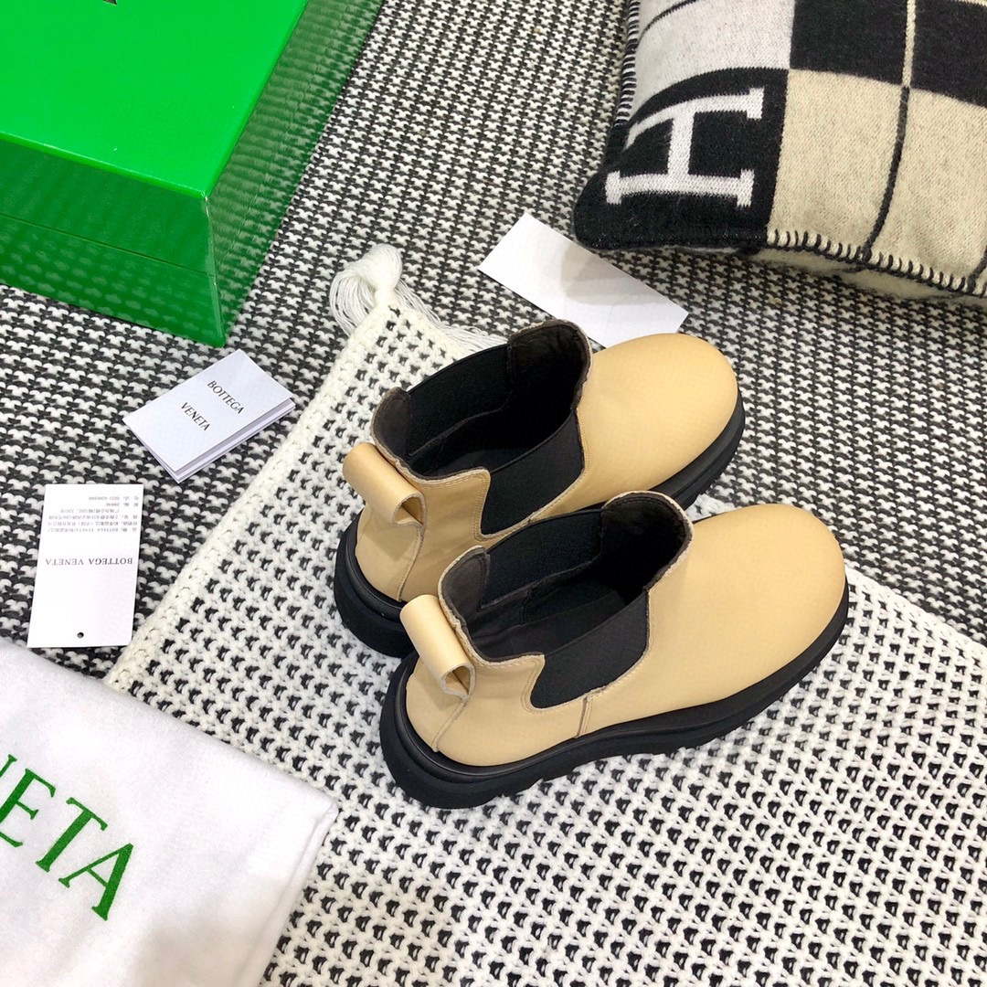 Bottega Veneta Women Shoes Lug Boot Beige Color 166980