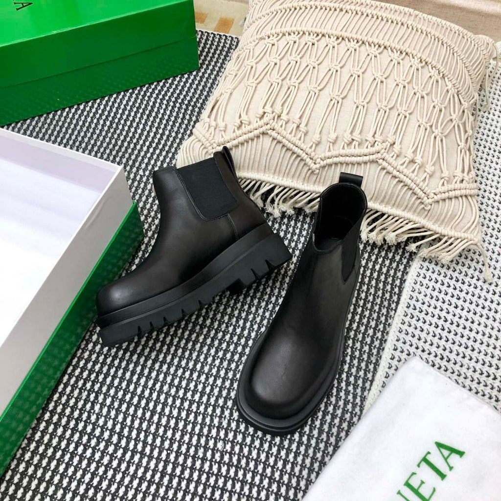 Bottega Veneta Women Shoes Lug Boot Black Color 166982
