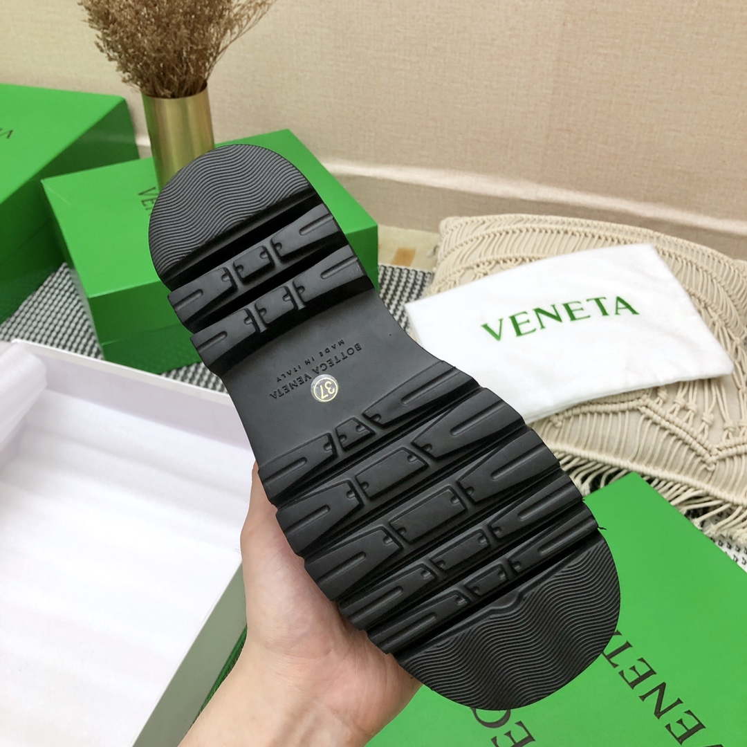 Bottega Veneta Women Shoes Lug Boot Black Color 166982