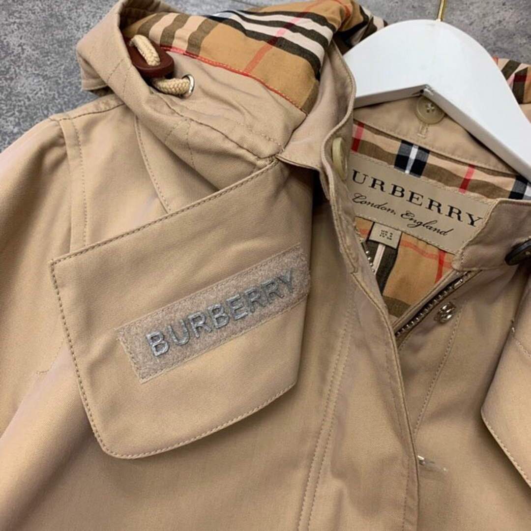 Burberry Women's Jackets Designer Burberry Coat 88015