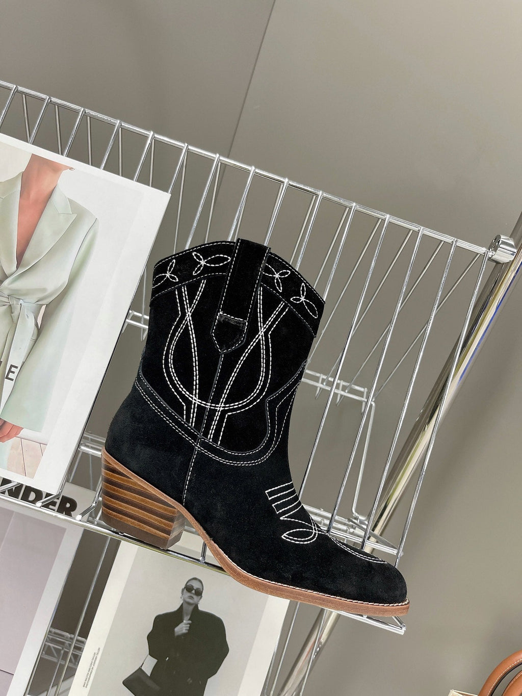Celine Women Shoes Cuiser Boots in Painted Calfshin 189038