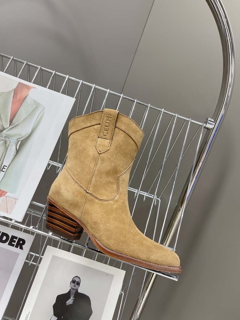 Celine Women Shoes Cuiser Boots in Painted Calfshin 189041
