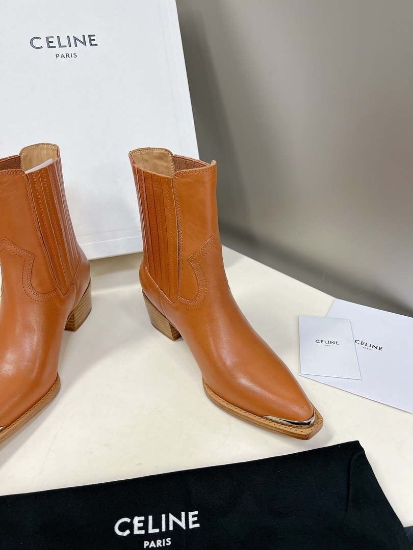 Celine Women Shoes 348303492C.38NO Cruiser Boots Chelsea Boot with Metal Toe In Calfskin 191324