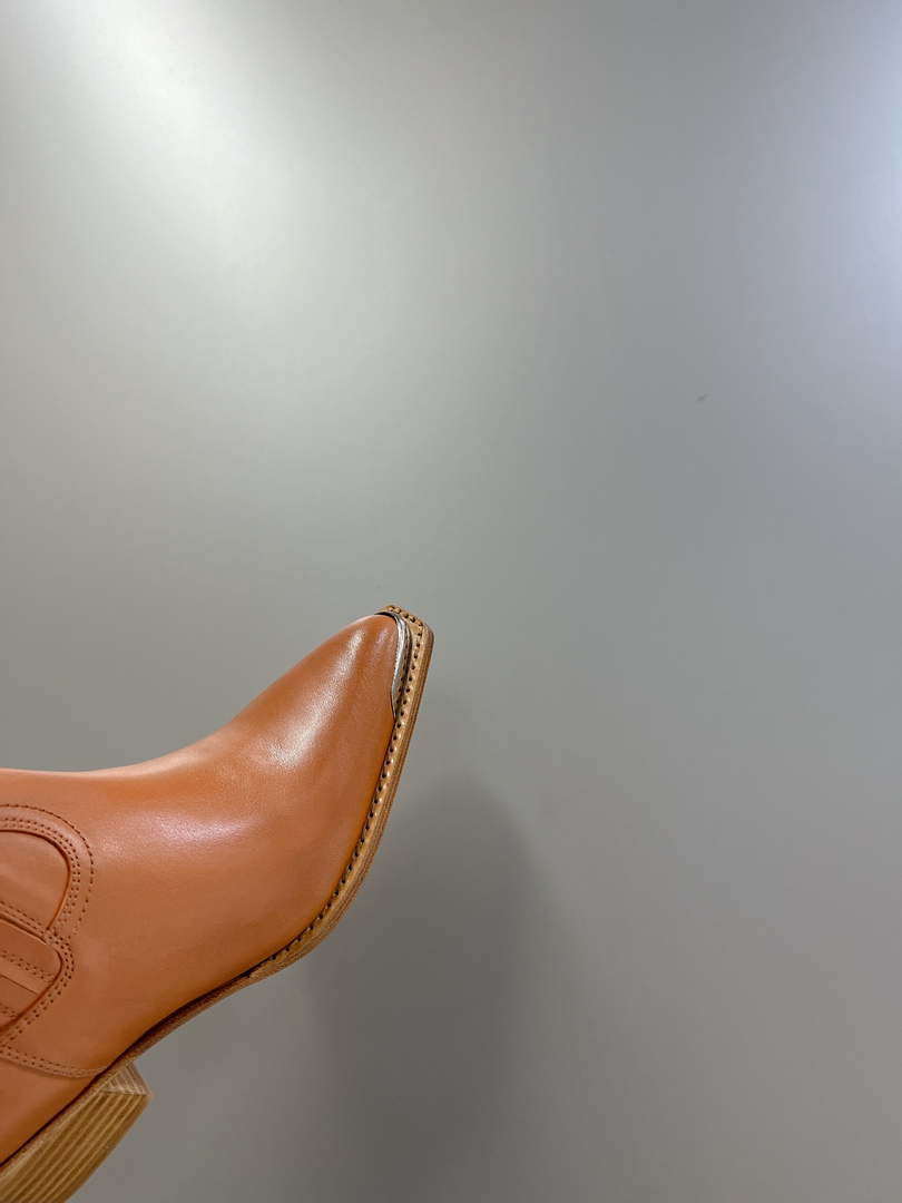 Celine Women Shoes 348303492C.38NO Cruiser Boots Chelsea Boot with Metal Toe In Calfskin 191324