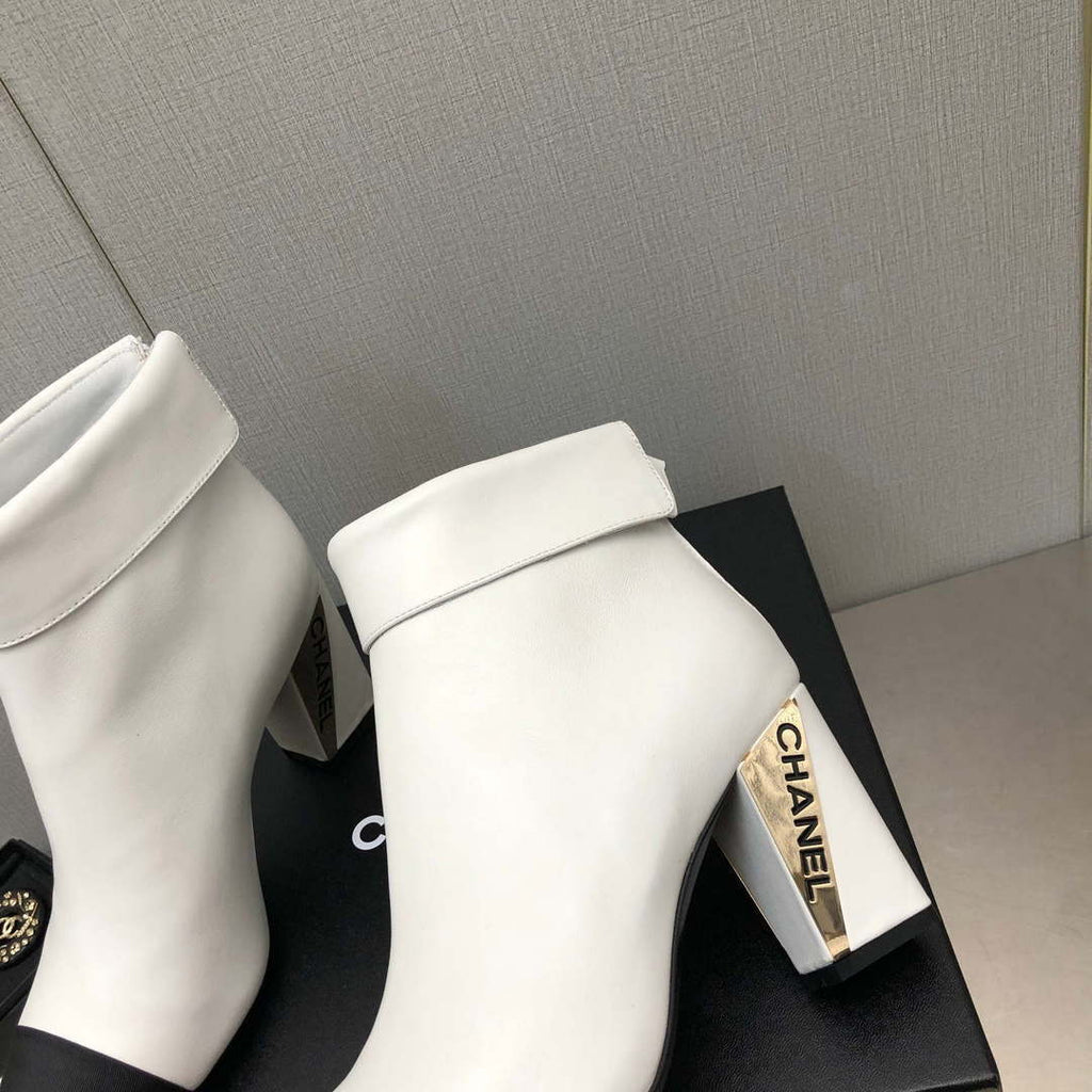 Chanel Women's Shoes Ankle Boots 194352