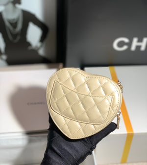 Chanel AP2784 Heart Clutch with Chain Lambskin Gold-Tone Metal Gold - Default Title - View 3
