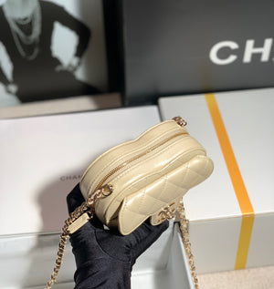 Chanel AP2784 Heart Clutch with Chain Lambskin Gold-Tone Metal Gold - Default Title - View 6