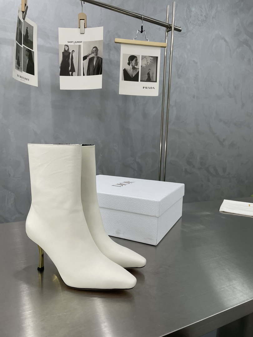 Dior Women's Shoes KCI806VVV_S900 D-Fame Heeled Angle Boot 192877