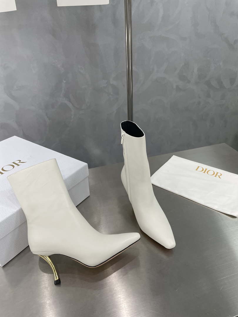 Dior Women's Shoes KCI806VVV_S900 D-Fame Heeled Angle Boot 192877